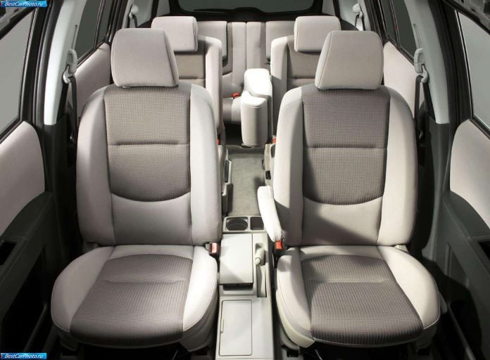 2004 Mazda 5 European Version - фотография 50 из 62