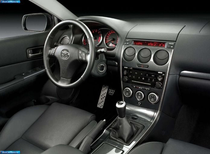 2004 Mazda 6 MPS - фотография 33 из 48