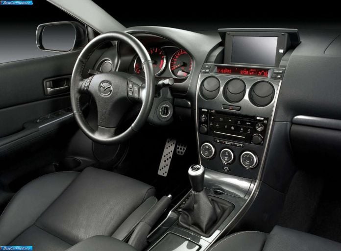 2004 Mazda 6 MPS - фотография 34 из 48