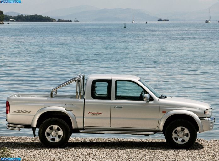 2004 Mazda b2500 - фотография 39 из 80