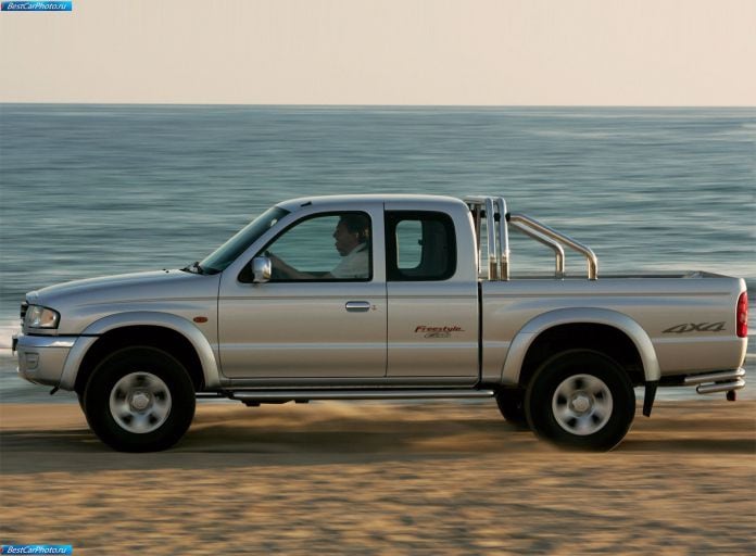2004 Mazda b2500 - фотография 41 из 80