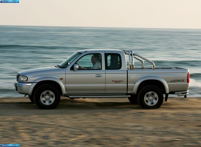 2004 Mazda b2500 - фотография 42 из 80