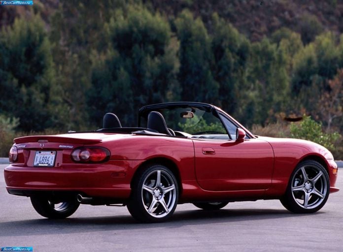 2004 Mazda Mazdaspeed MX5 - фотография 12 из 41