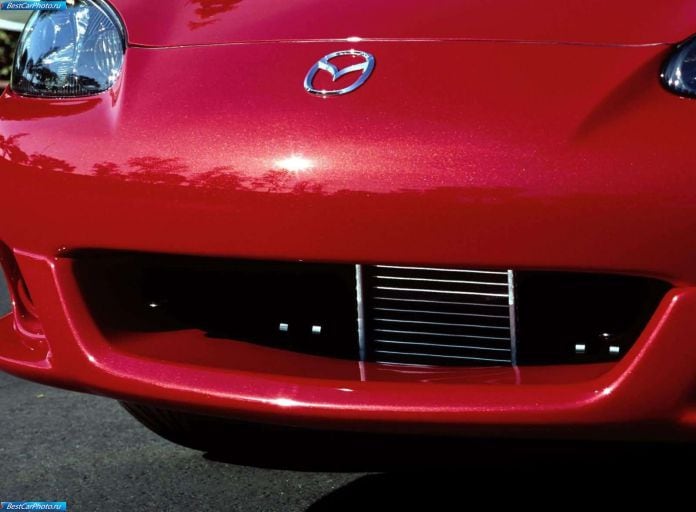 2004 Mazda Mazdaspeed MX5 - фотография 39 из 41