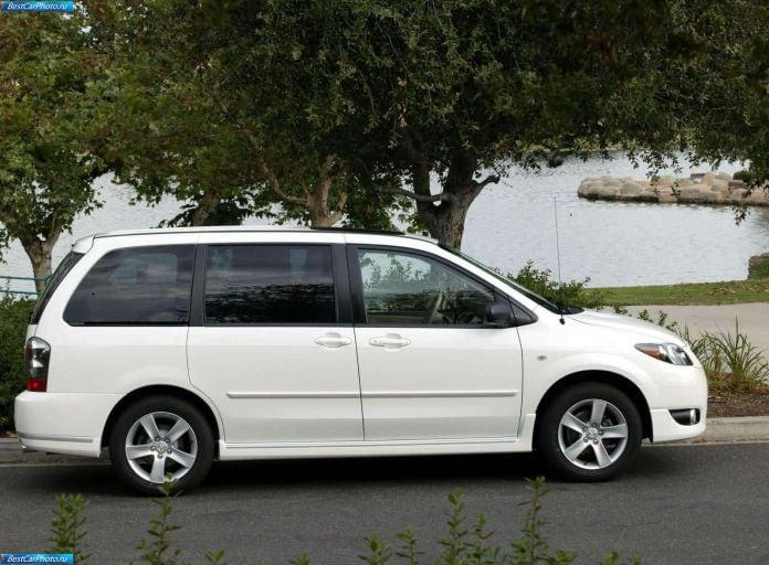 2004 Mazda MPV ES - фотография 10 из 23