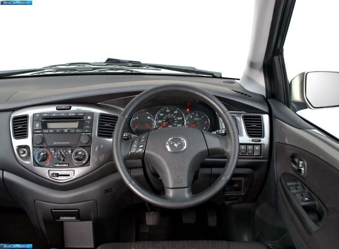 2004 Mazda MPV European Version - фотография 48 из 74