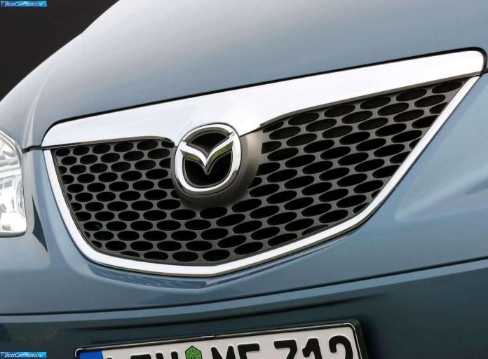2004 Mazda MPV European Version - фотография 71 из 74