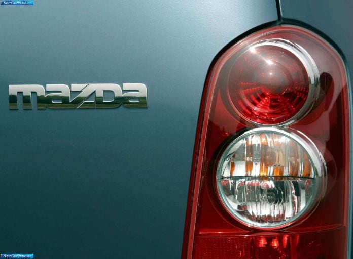 2004 Mazda MPV European Version - фотография 73 из 74
