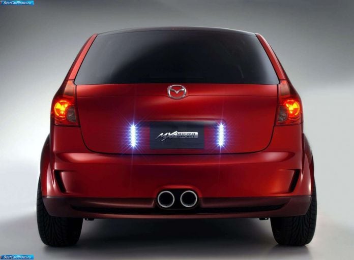 2004 Mazda MX Micro Sport Concept - фотография 6 из 12
