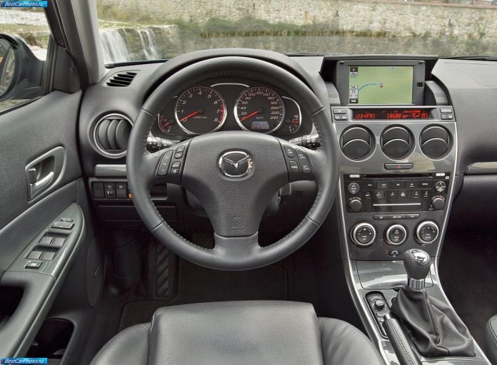 2005 Mazda 6 facelift - фотография 40 из 58