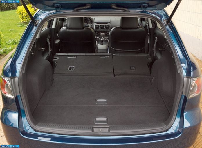 2005 Mazda 6 Wagon facelift - фотография 17 из 25