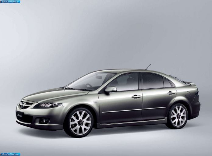 2005 Mazda Atenza - фотография 1 из 8