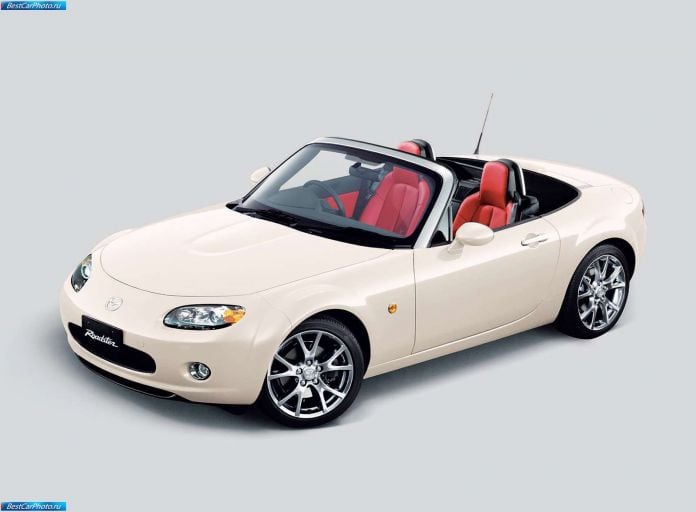 2005 Mazda Roadster - фотография 6 из 24