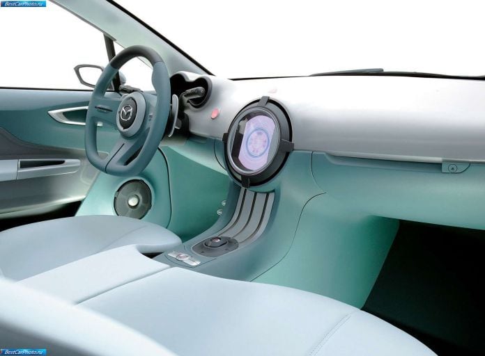 2005 Mazda Sassou Concept - фотография 3 из 21