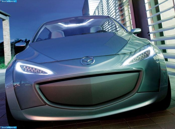 2005 Mazda Sassou Concept - фотография 9 из 21