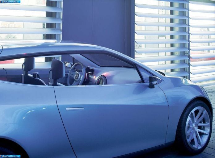 2005 Mazda Sassou Concept - фотография 21 из 21