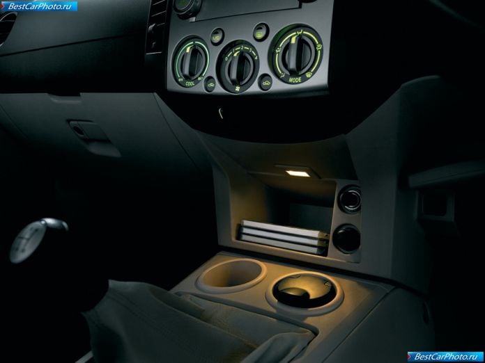 2006 Mazda Bt-50 - фотография 18 из 22