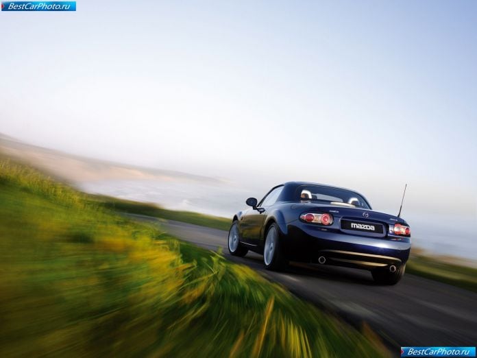2006 Mazda Mx-5 Roadster Coupe - фотография 18 из 89