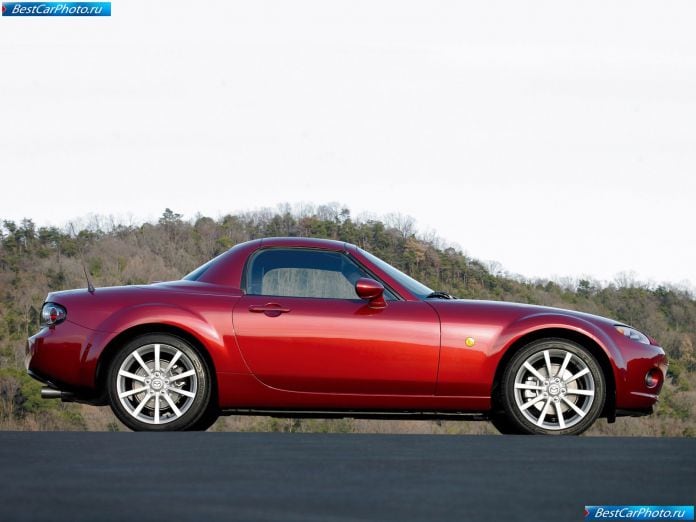 2006 Mazda Mx-5 Roadster Coupe - фотография 37 из 89