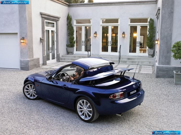 2006 Mazda Mx-5 Roadster Coupe - фотография 38 из 89
