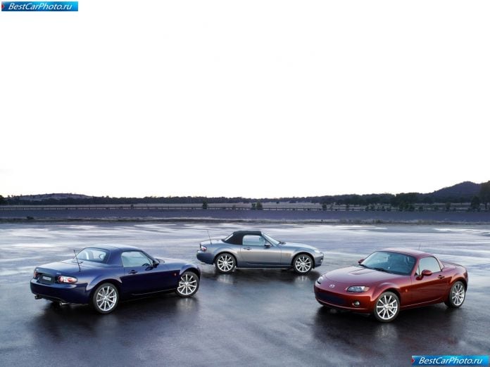2006 Mazda Mx-5 Roadster Coupe - фотография 44 из 89