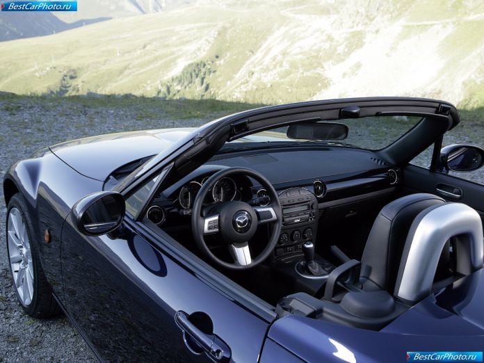 2006 Mazda Mx-5 Roadster Coupe - фотография 47 из 89