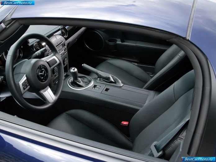 2006 Mazda Mx-5 Roadster Coupe - фотография 50 из 89