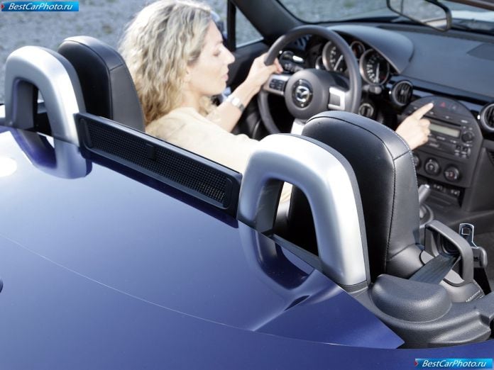 2006 Mazda Mx-5 Roadster Coupe - фотография 56 из 89