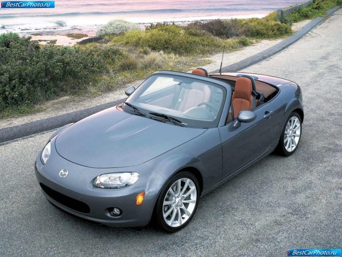 2006 Mazda Mx5 - фотография 1 из 24