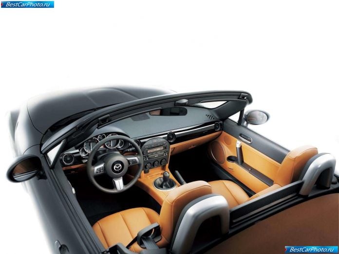 2006 Mazda Mx5 - фотография 11 из 24