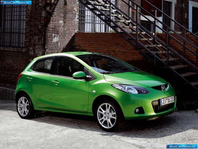 2008 Mazda 2 - фотография 1 из 93