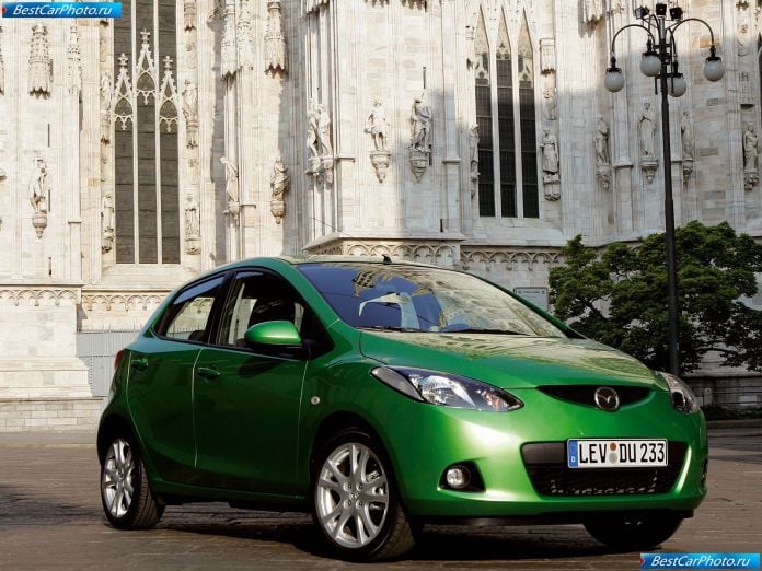 2008 Mazda 2 - фотография 4 из 93