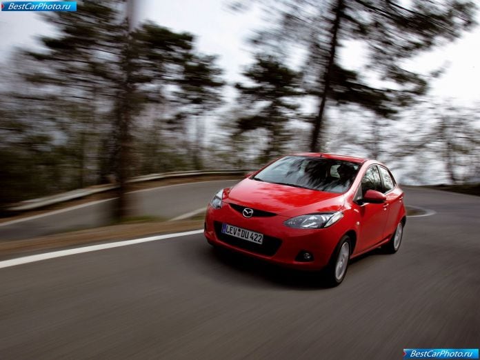 2008 Mazda 2 - фотография 16 из 93