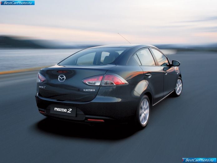2008 Mazda 2 Sedan - фотография 4 из 13