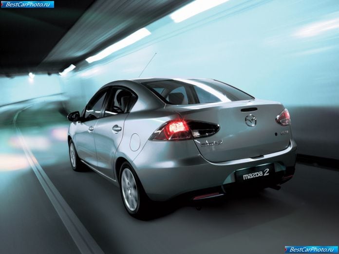 2008 Mazda 2 Sedan - фотография 5 из 13