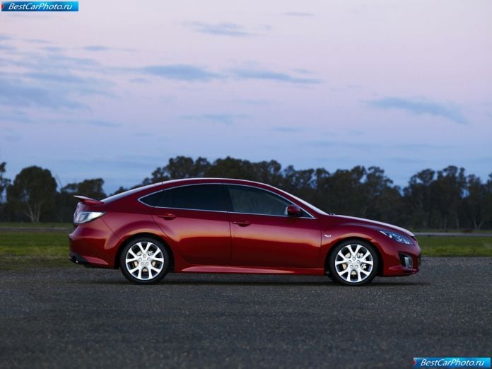 2008 Mazda 6 Hatchback - фотография 7 из 27