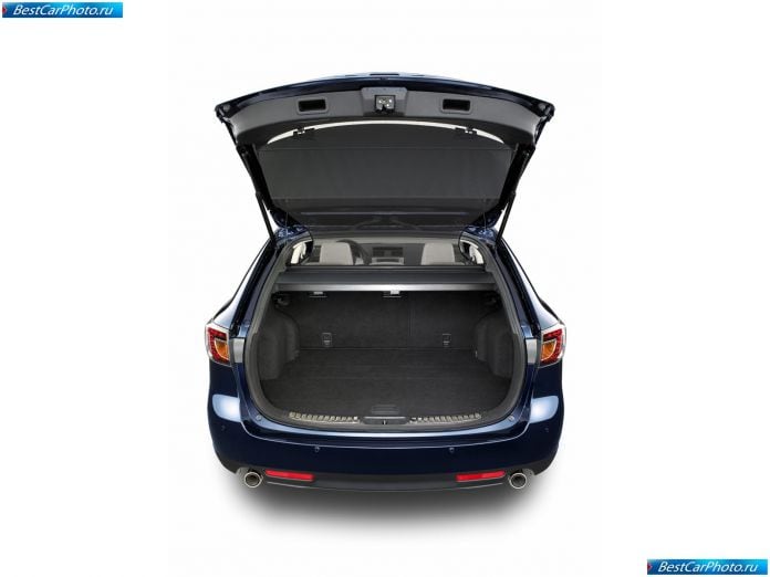 2008 Mazda 6 Wagon - фотография 42 из 49