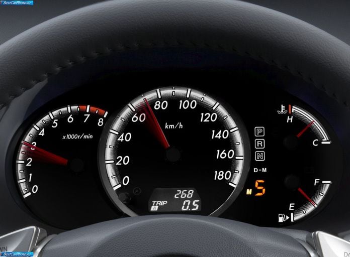 2008 Mazda Premacy - фотография 14 из 15