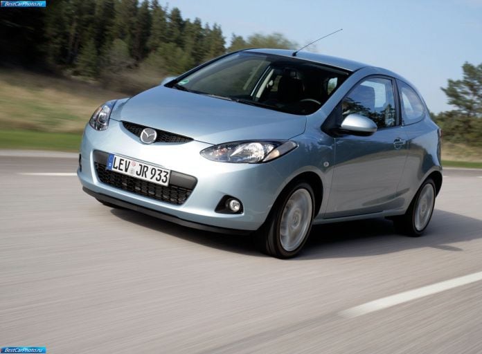2009 Mazda 2 3-door - фотография 11 из 85