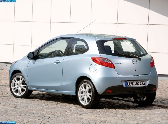 2009 Mazda 2 3-door - фотография 39 из 85