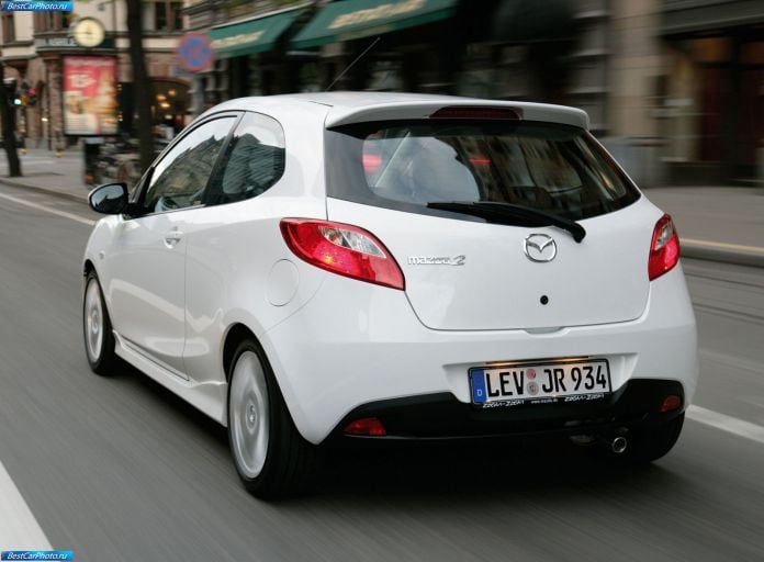 2009 Mazda 2 3-door - фотография 42 из 85