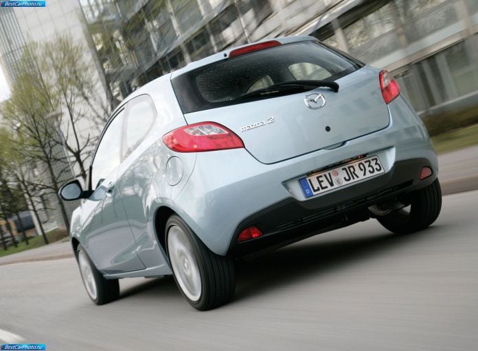 2009 Mazda 2 3-door - фотография 44 из 85