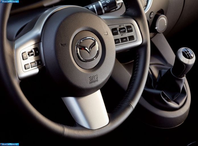 2009 Mazda 2 3-door - фотография 65 из 85