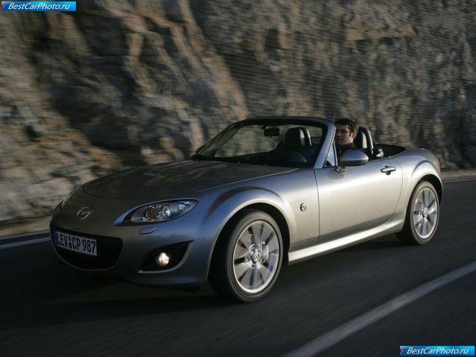 2009 Mazda Mx-5 - фотография 18 из 77