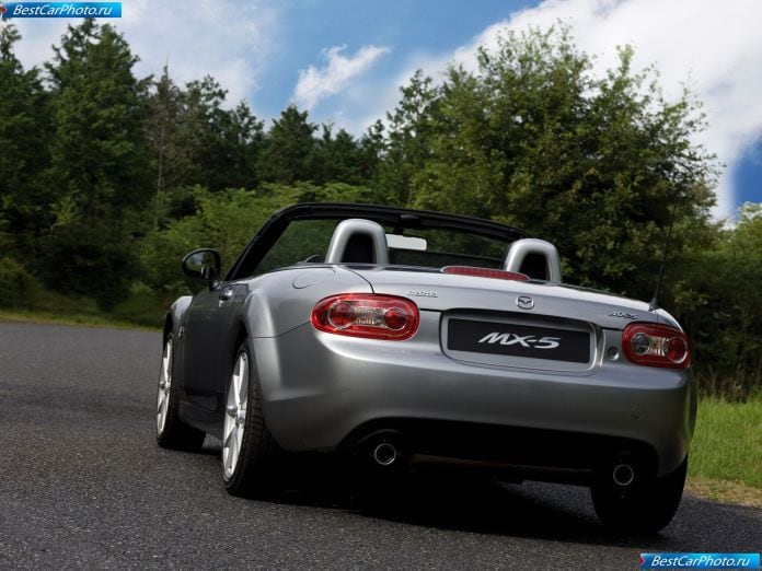 2009 Mazda Mx-5 - фотография 30 из 77