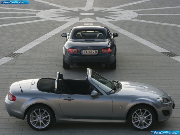 2009 Mazda Mx-5 - фотография 39 из 77