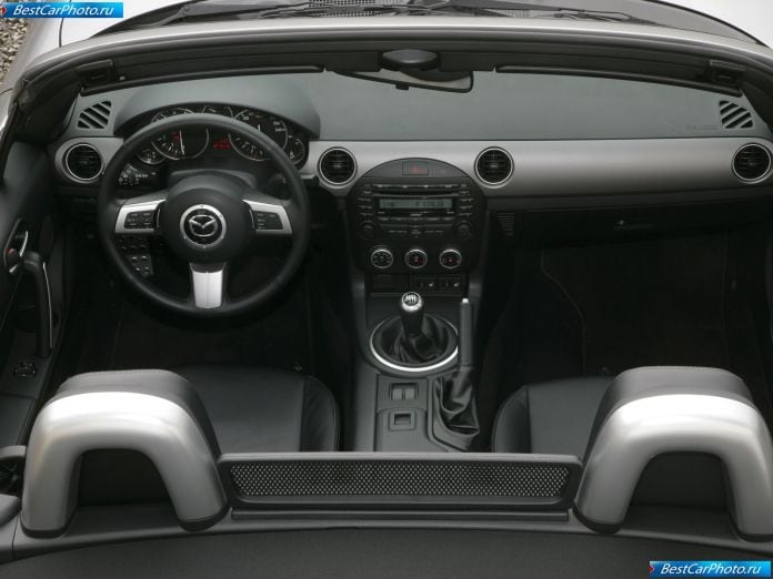2009 Mazda Mx-5 - фотография 52 из 77