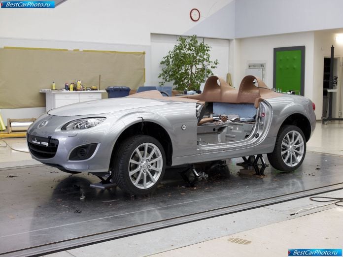 2009 Mazda Mx-5 Superlight Concept - фотография 65 из 83