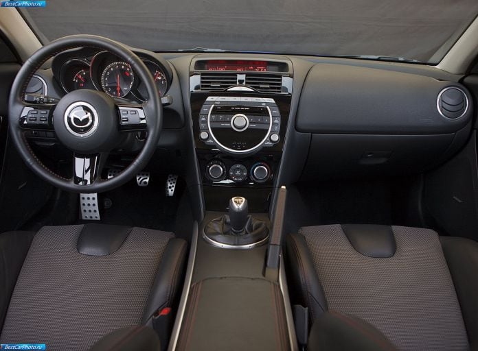 2009 Mazda RX-8 - фотография 24 из 33