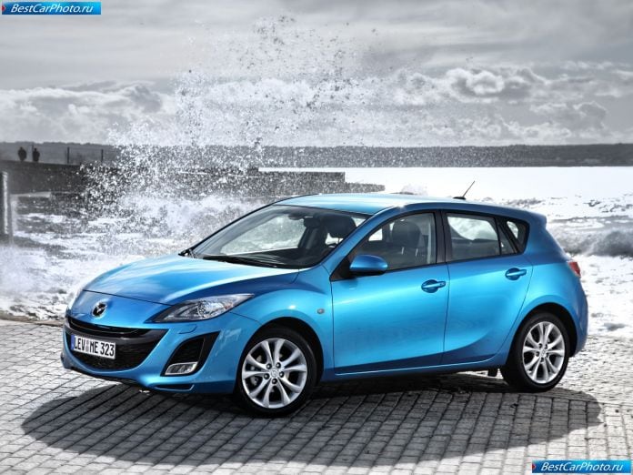 2010 Mazda 3 - фотография 2 из 111